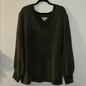 Ava & Viv V-Neck Sweater in Deep Olive